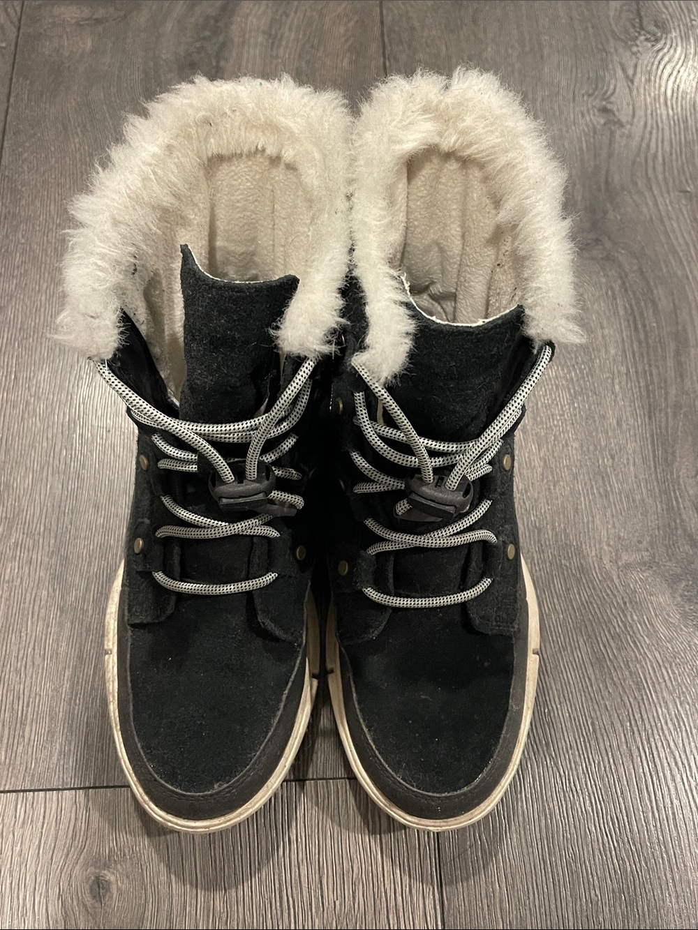 Sorel Black Faux-Fur Trim Lace-Up Winter Ankle Boots